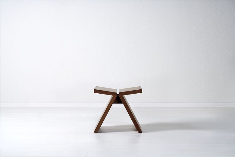 Butterfly stool (wood)