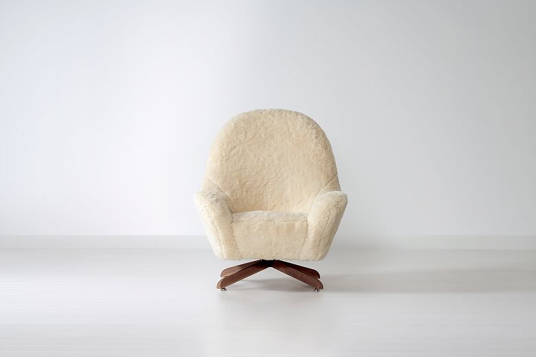 Lutz swivel chair