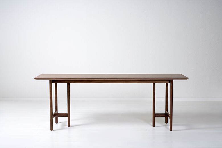 Isola console table