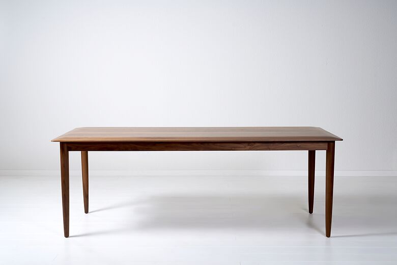 Marbella dining table
