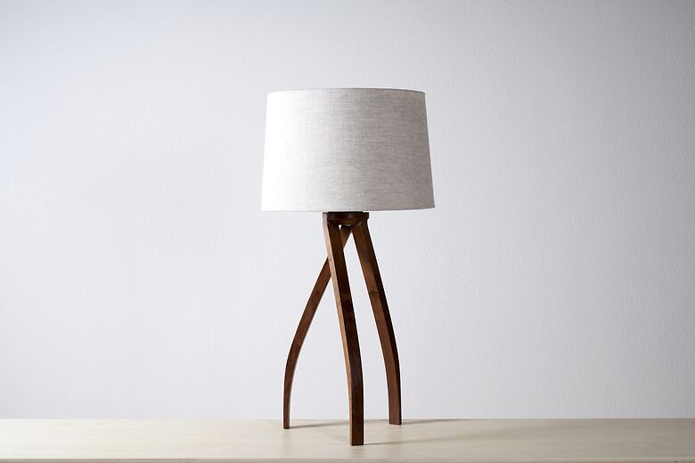 Twist table lamp