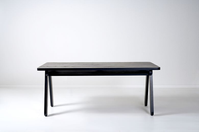 Pamplona desk
