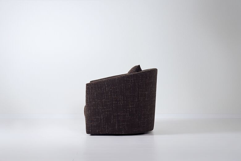 Klara swivel club chair