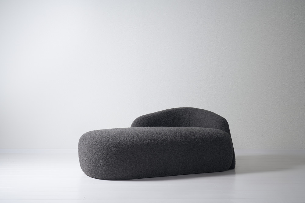 Theo chaise
