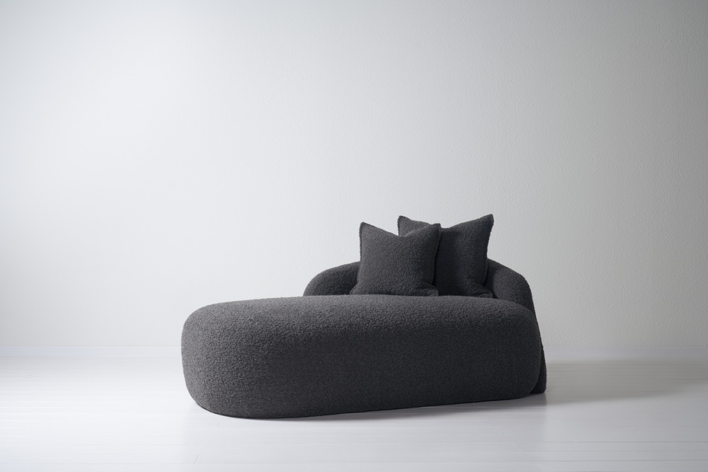 Theo chaise