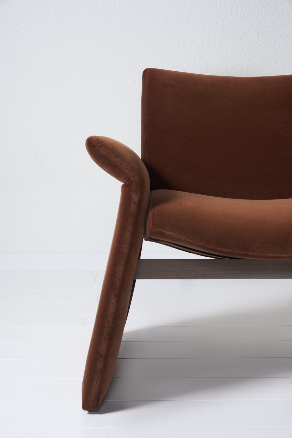 Oakley lounge chair