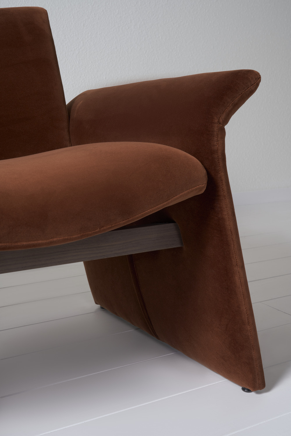 Oakley lounge chair