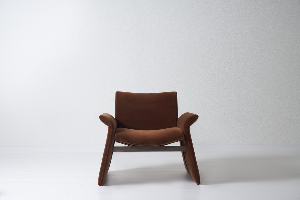 Oakley lounge chair