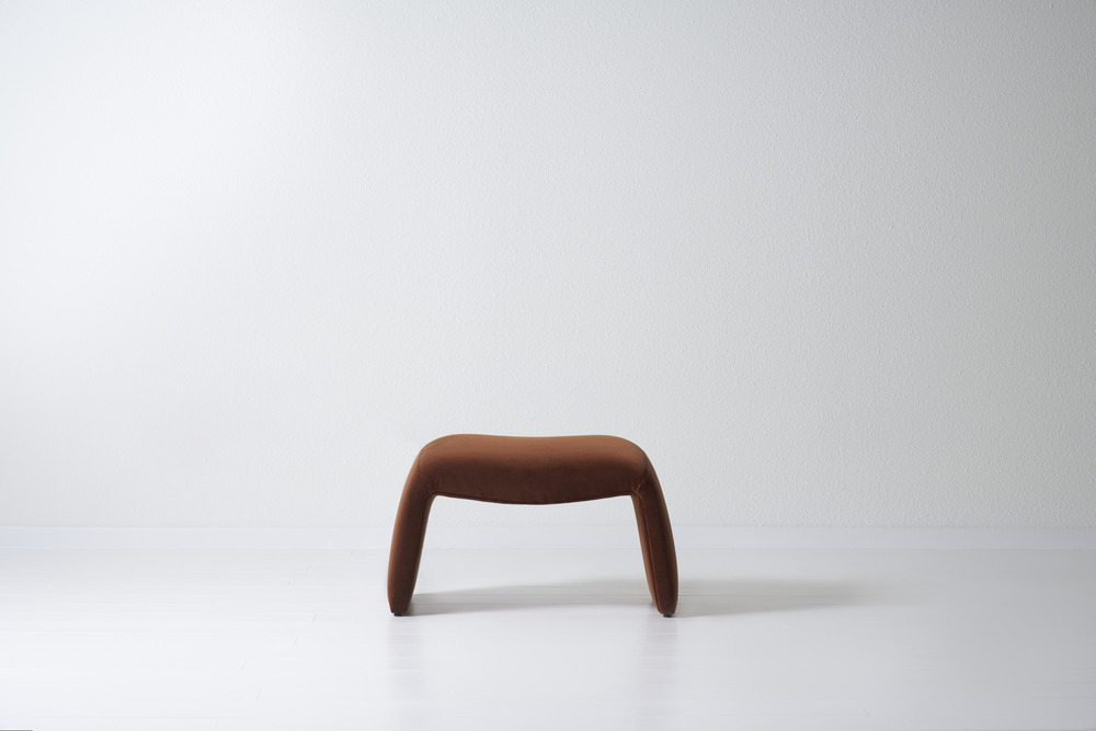 Oakley ottoman