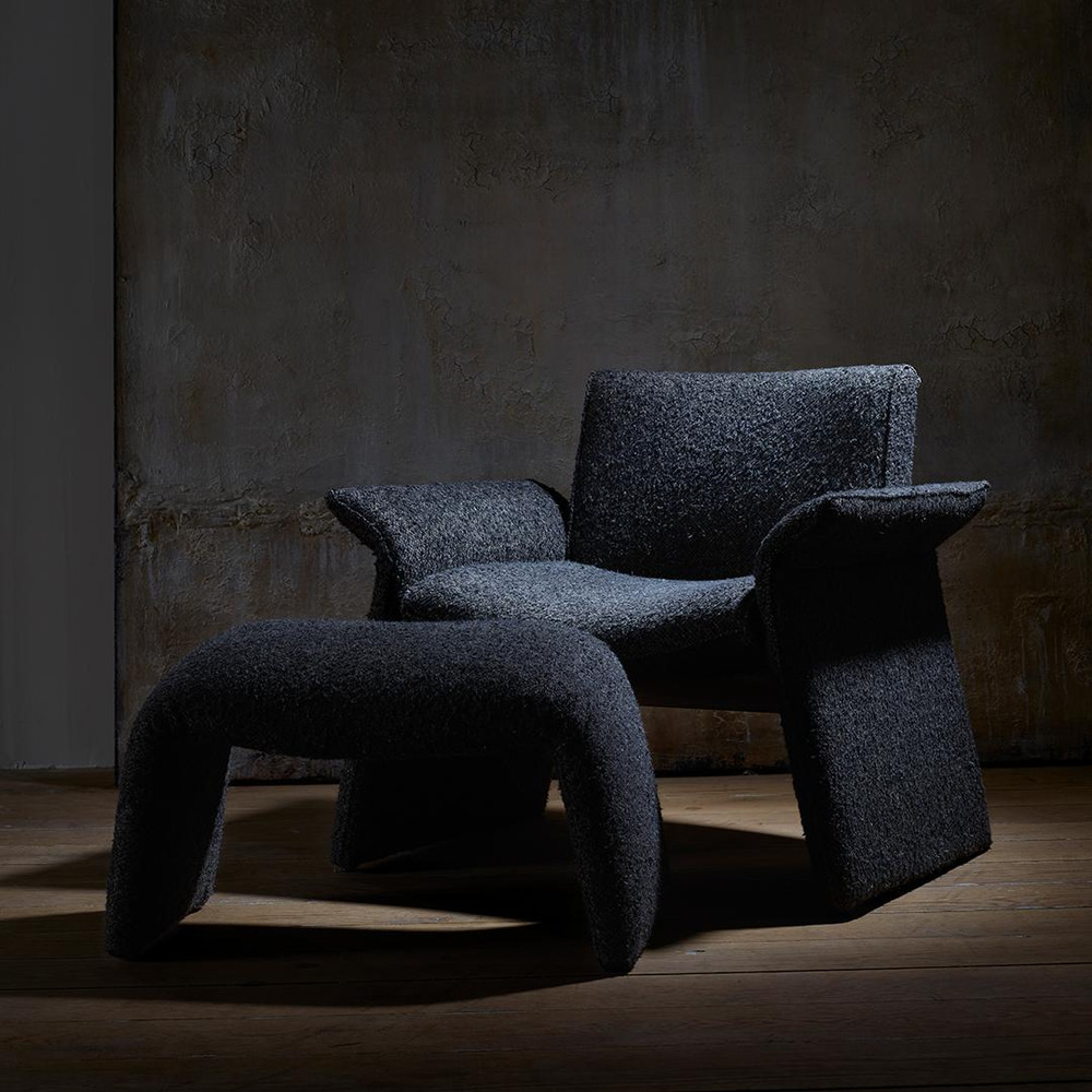 Oakley ottoman