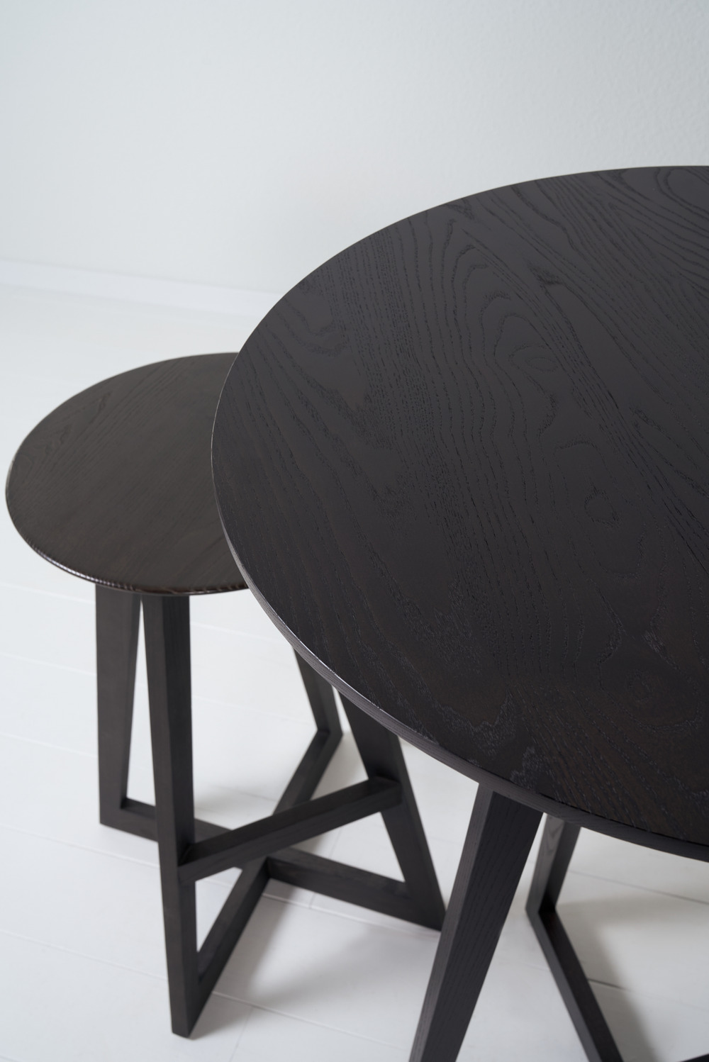 Mason bar table