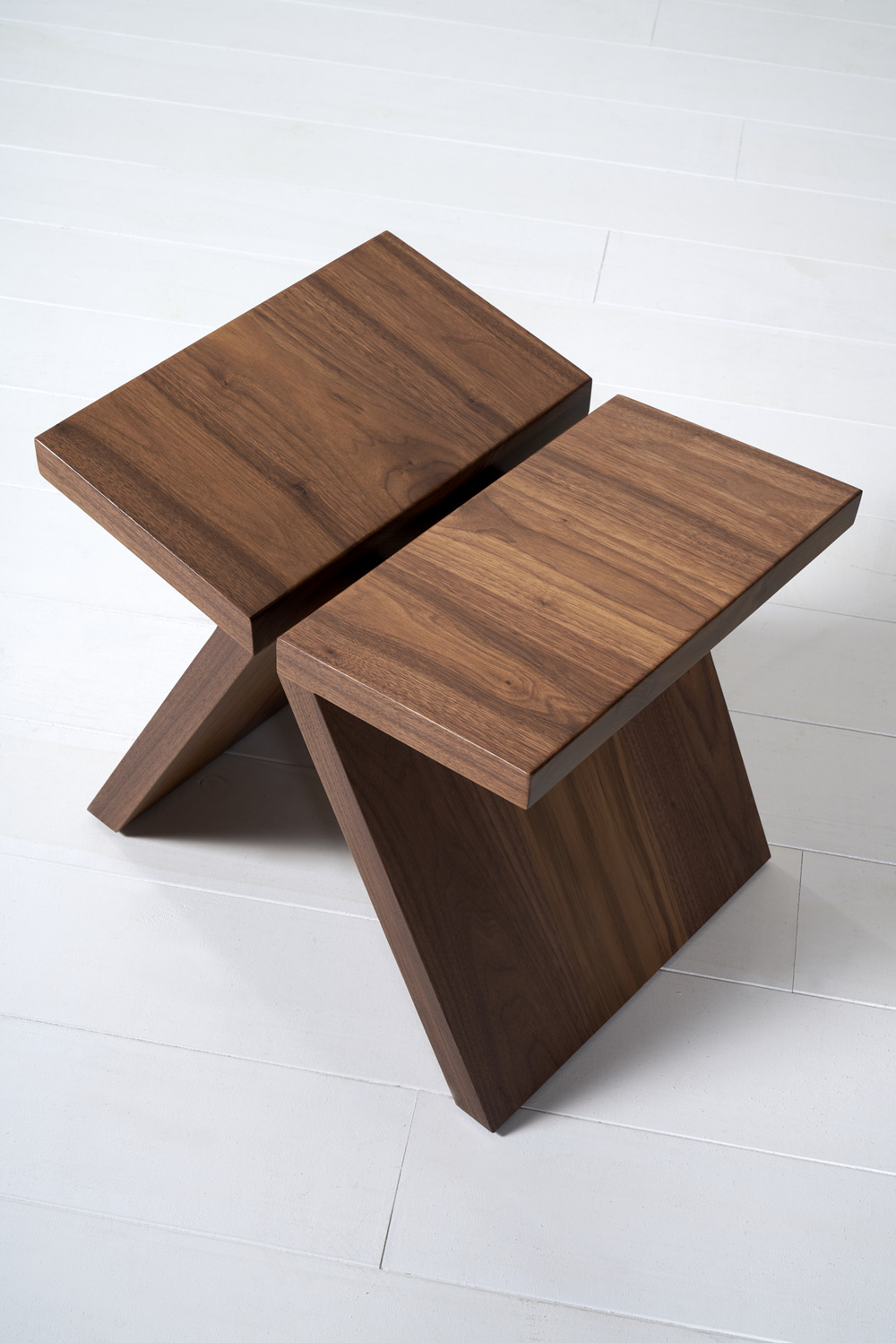 Butterfly stool (wood)