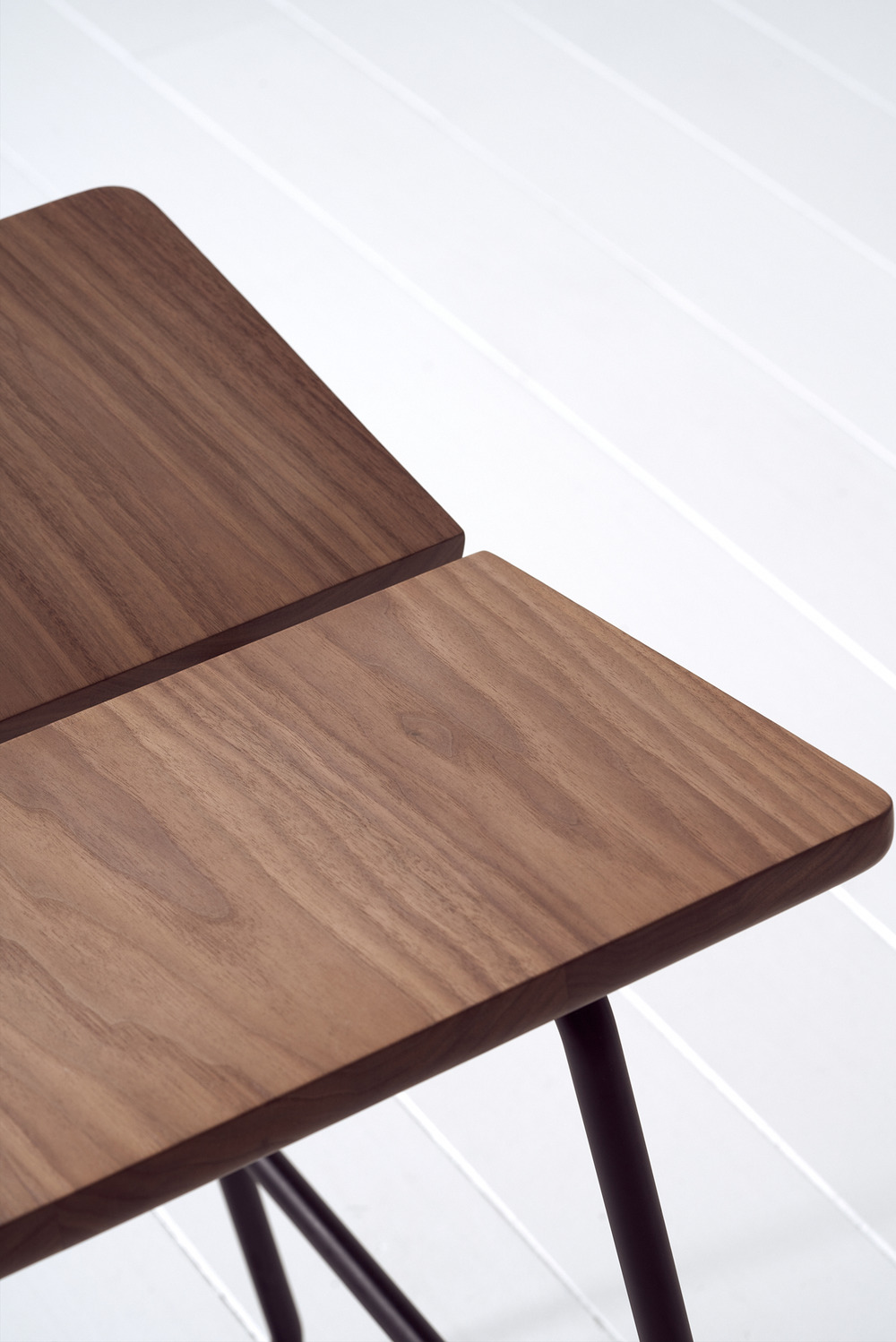 Butterfly bar stool
