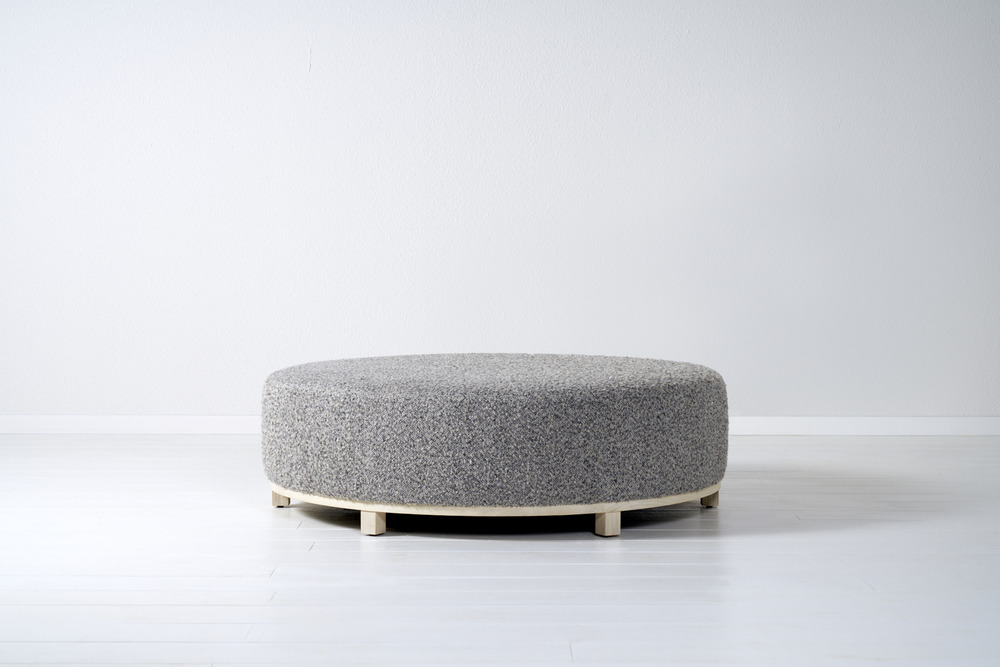 Elliot ottoman