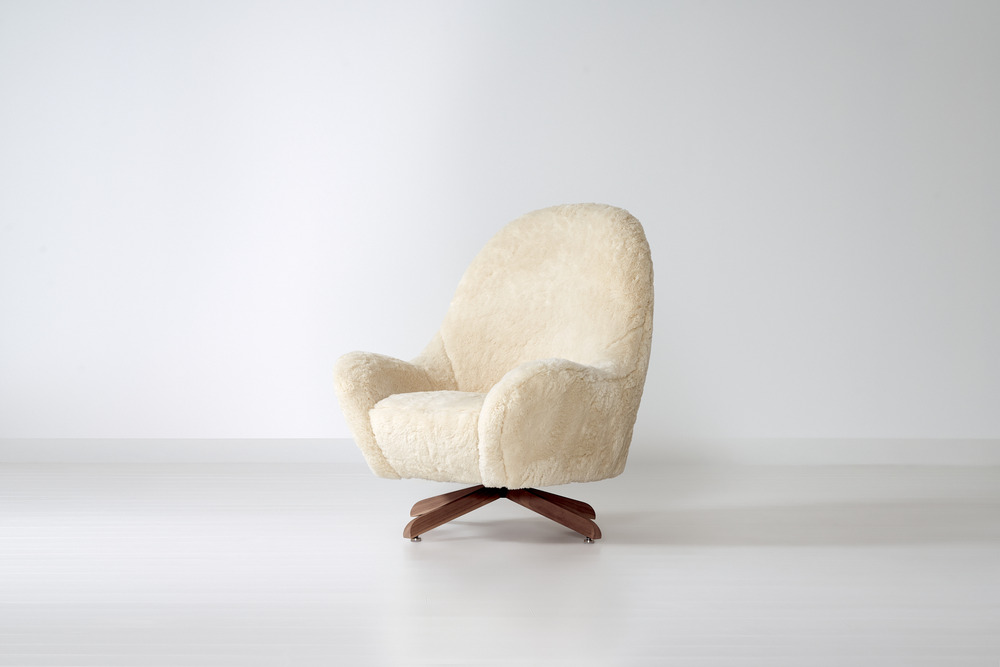 Lutz swivel chair