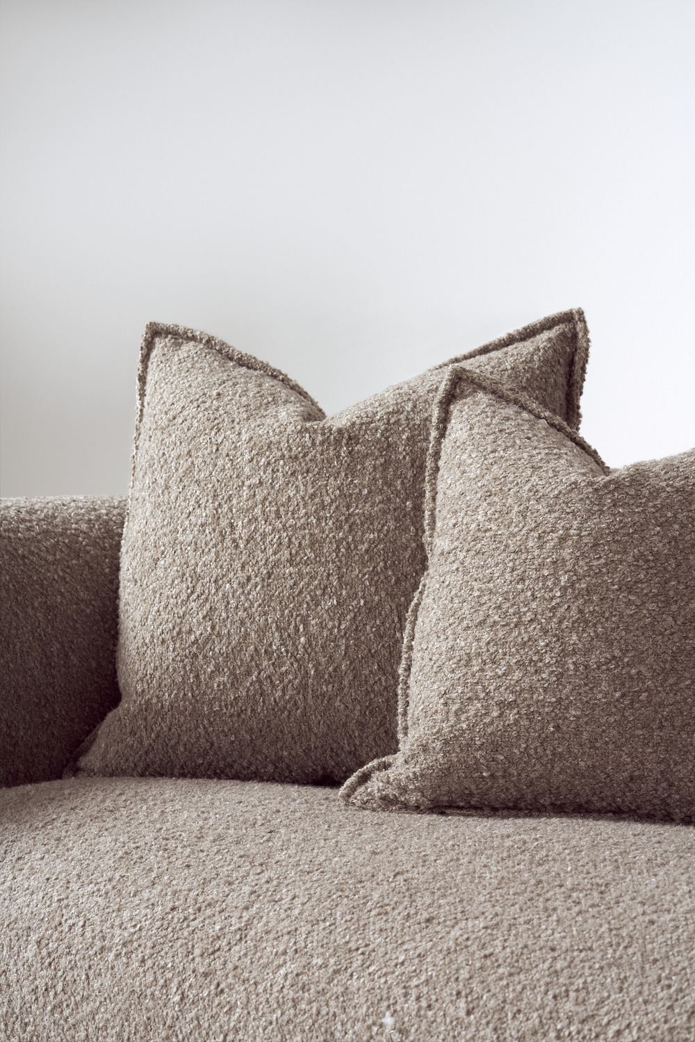 Zola sofa