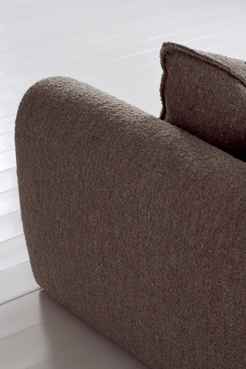 Zola sofa