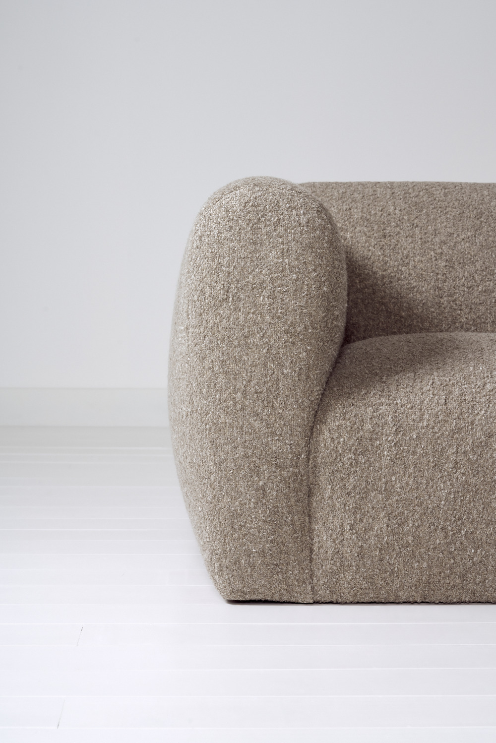 Zola sofa