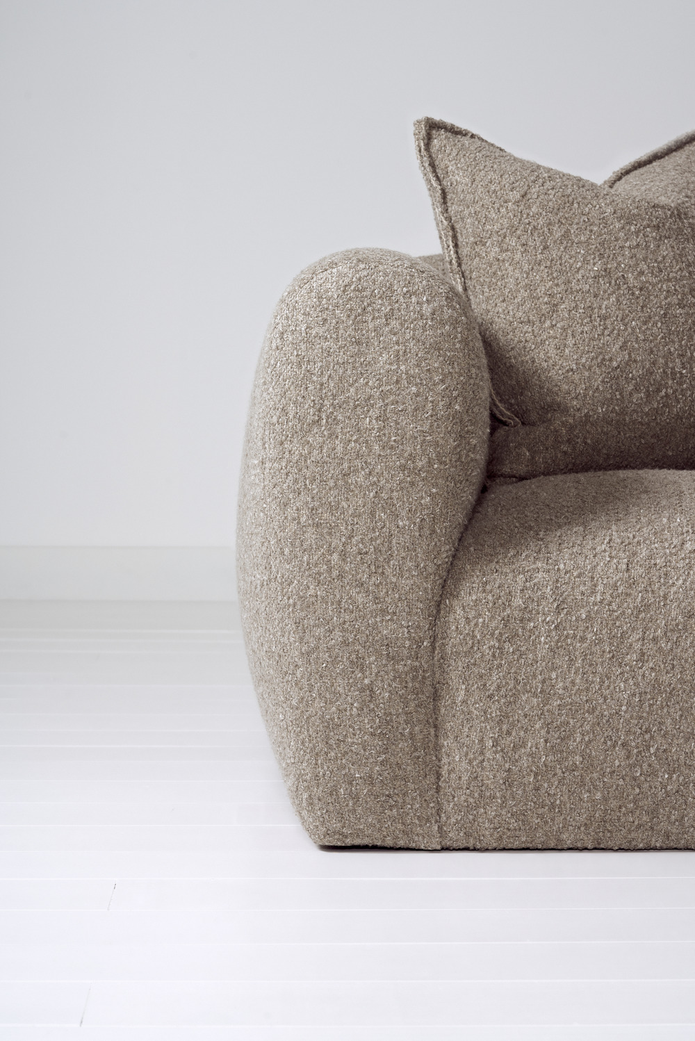 Zola sofa