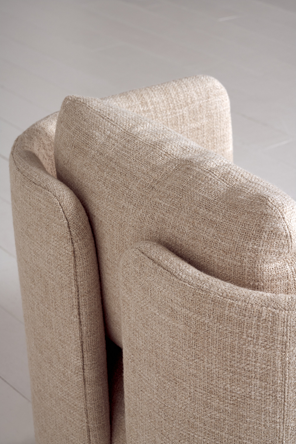 Hudson swivel club chair