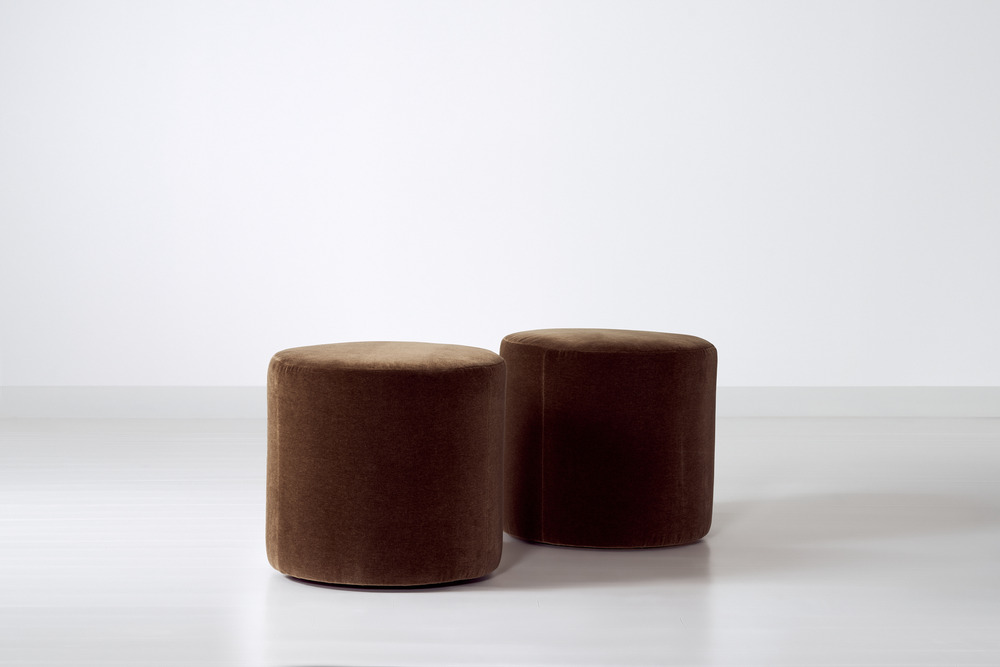 Maxim swivel ottoman