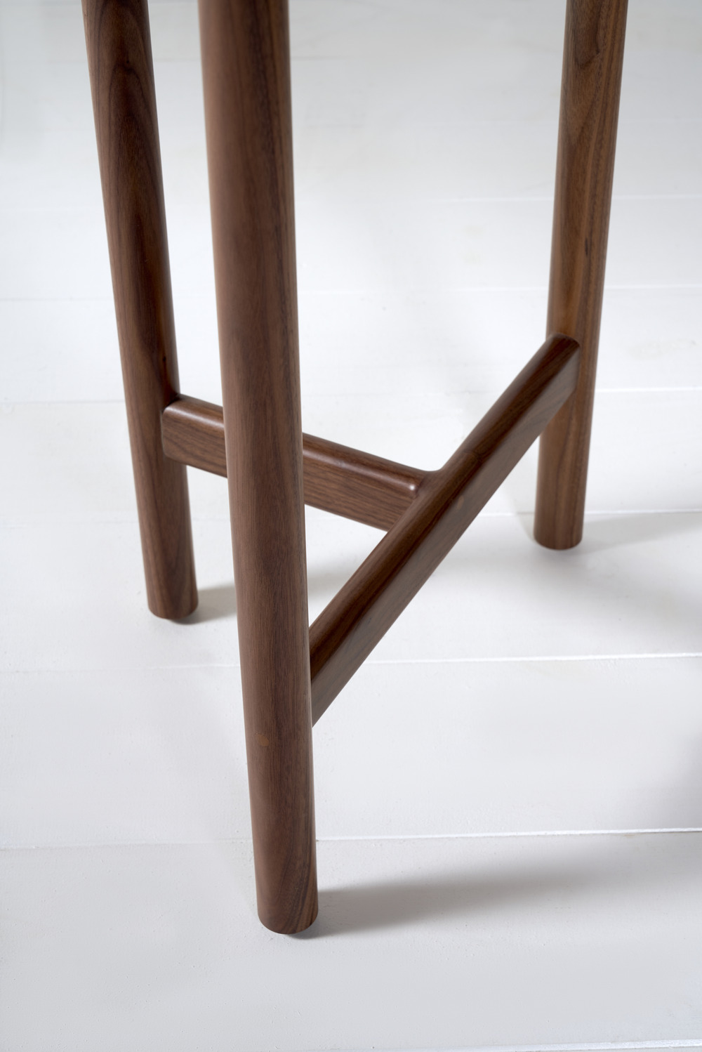Isola console table