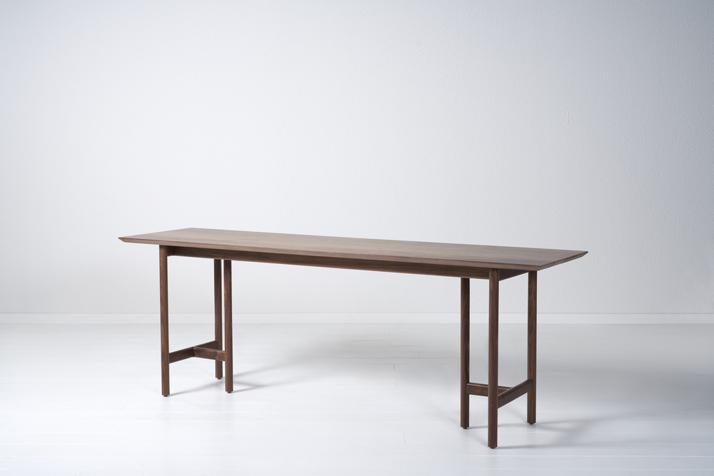 Isola console table