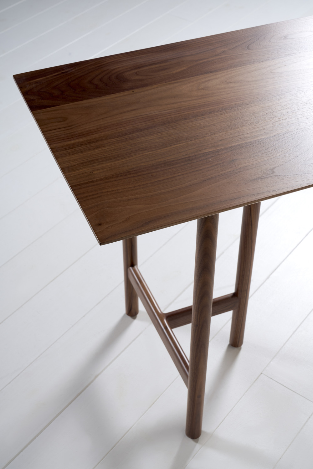Isola console table