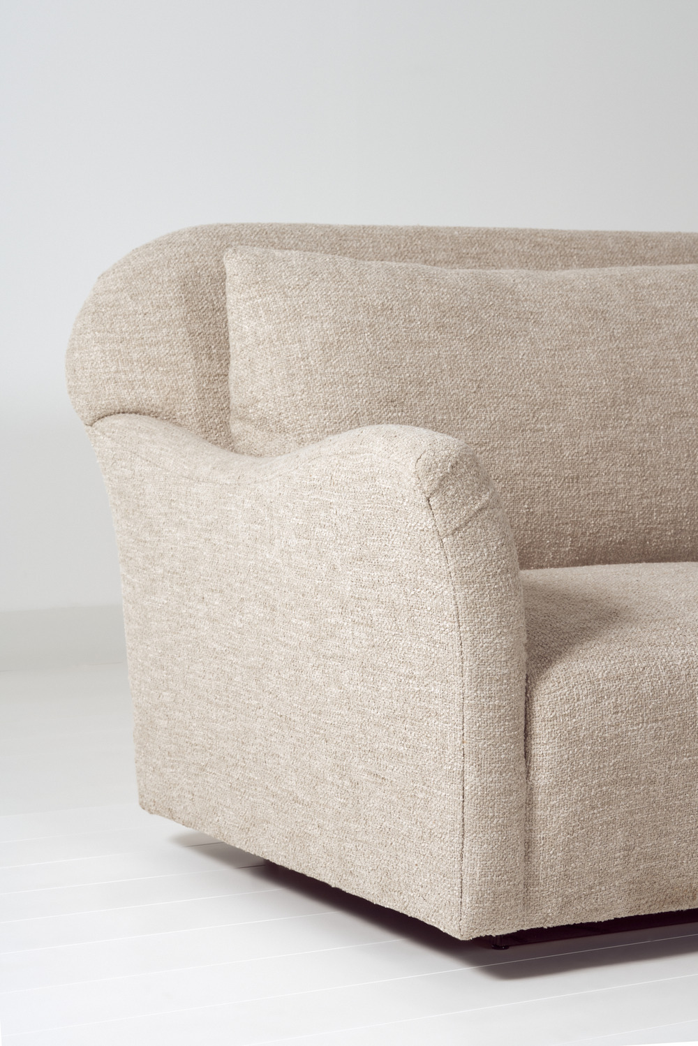 Charlotte sofa