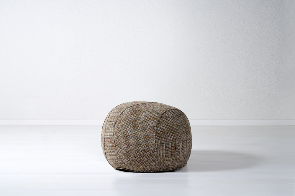 Lola dining pouf