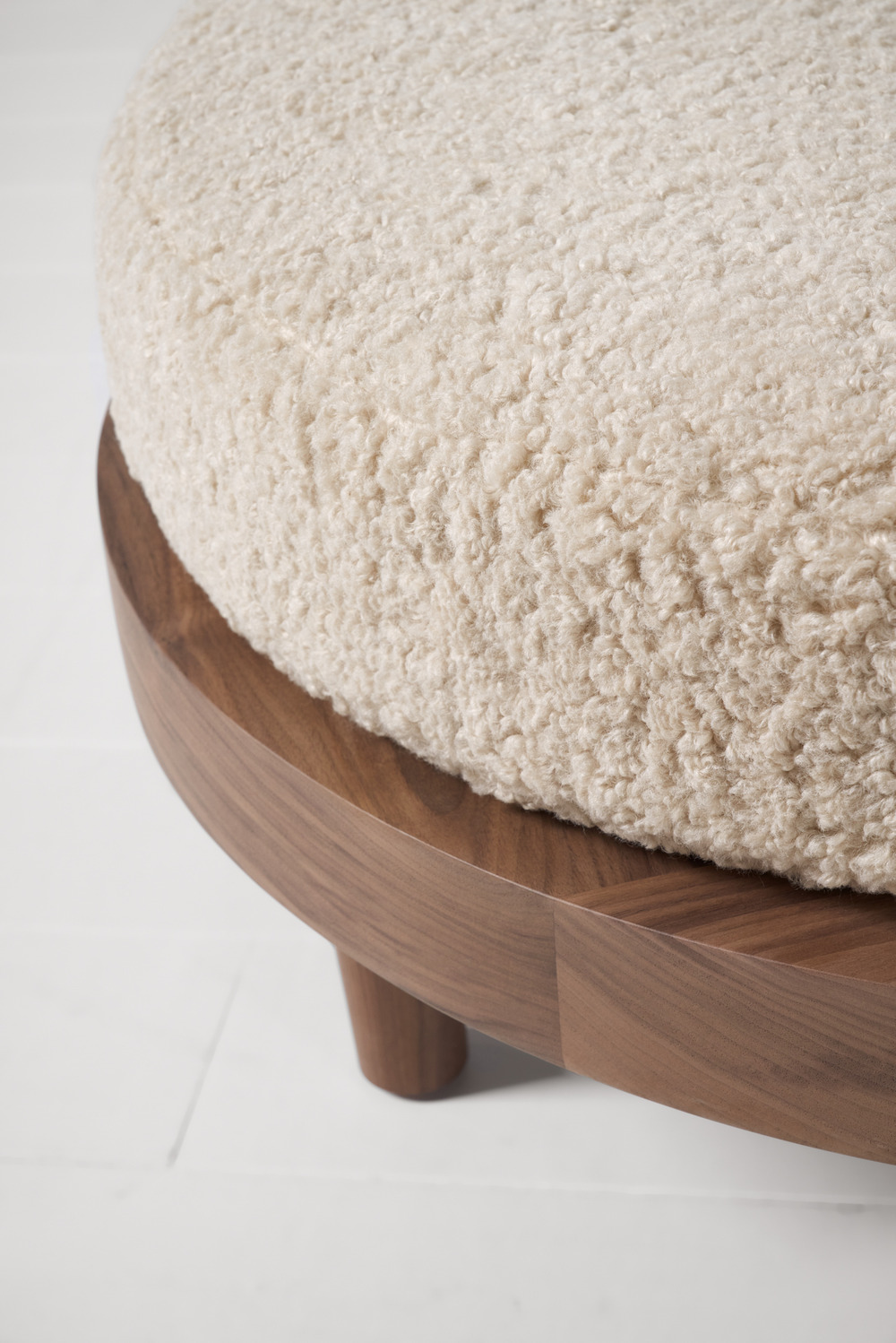 Elly ottoman
