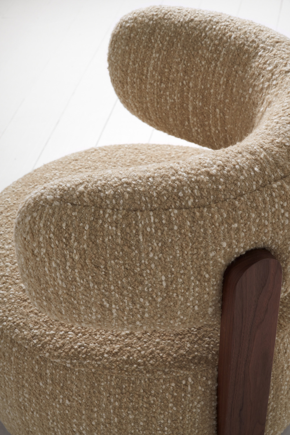 Gaston swivel chair