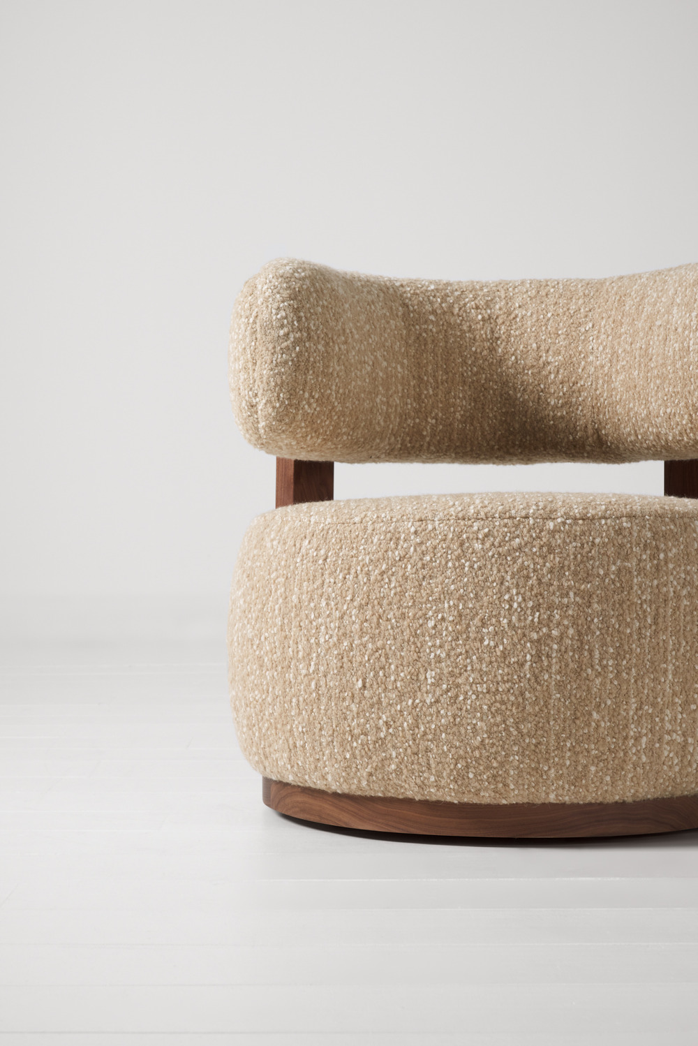 Gaston swivel chair