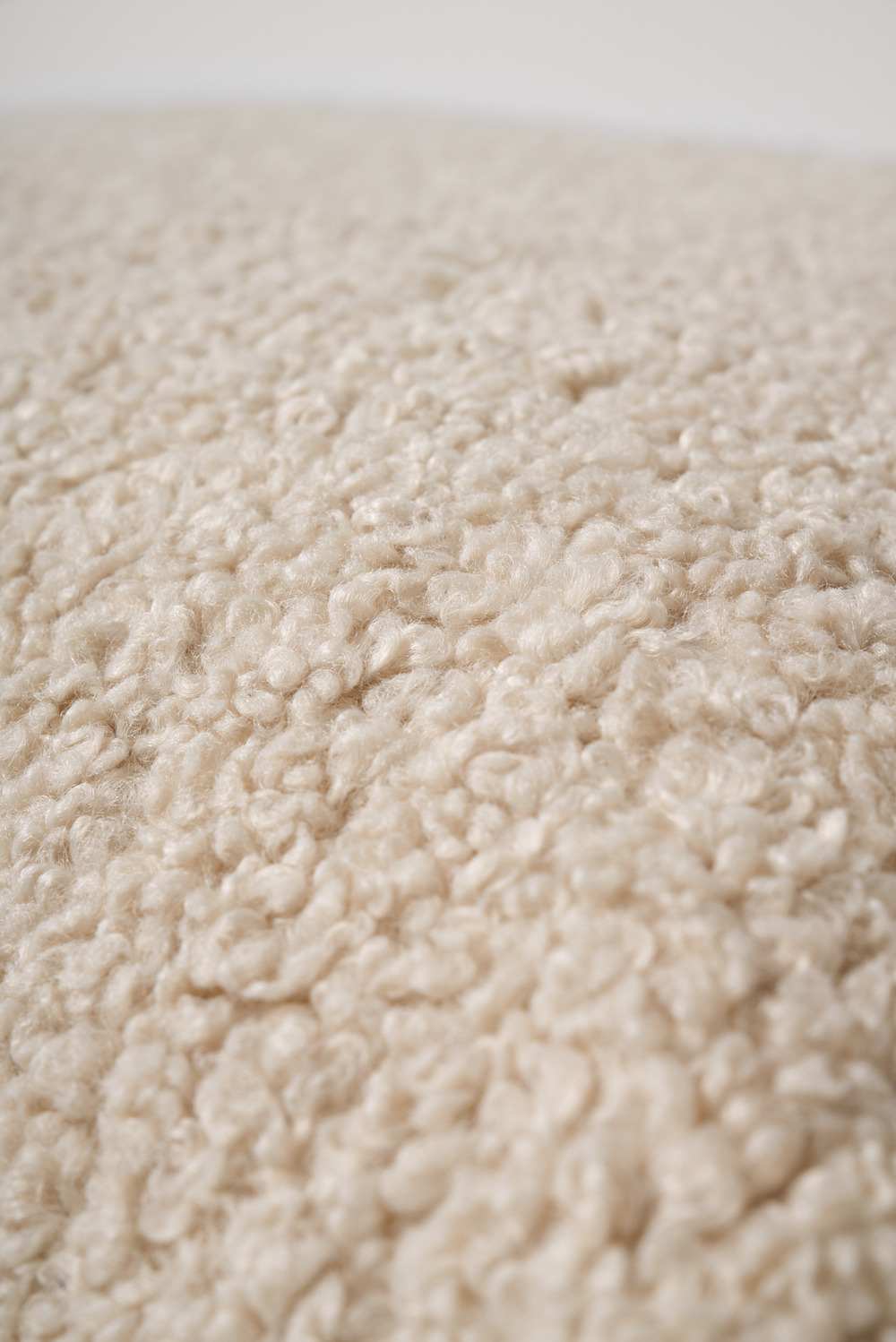 Maxim floor pillow