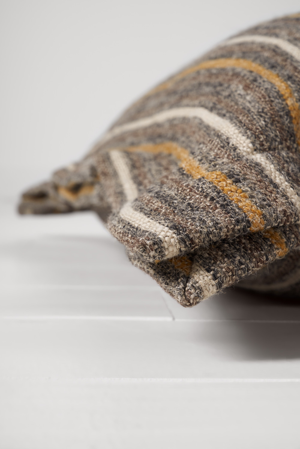 Maxim floor pillow