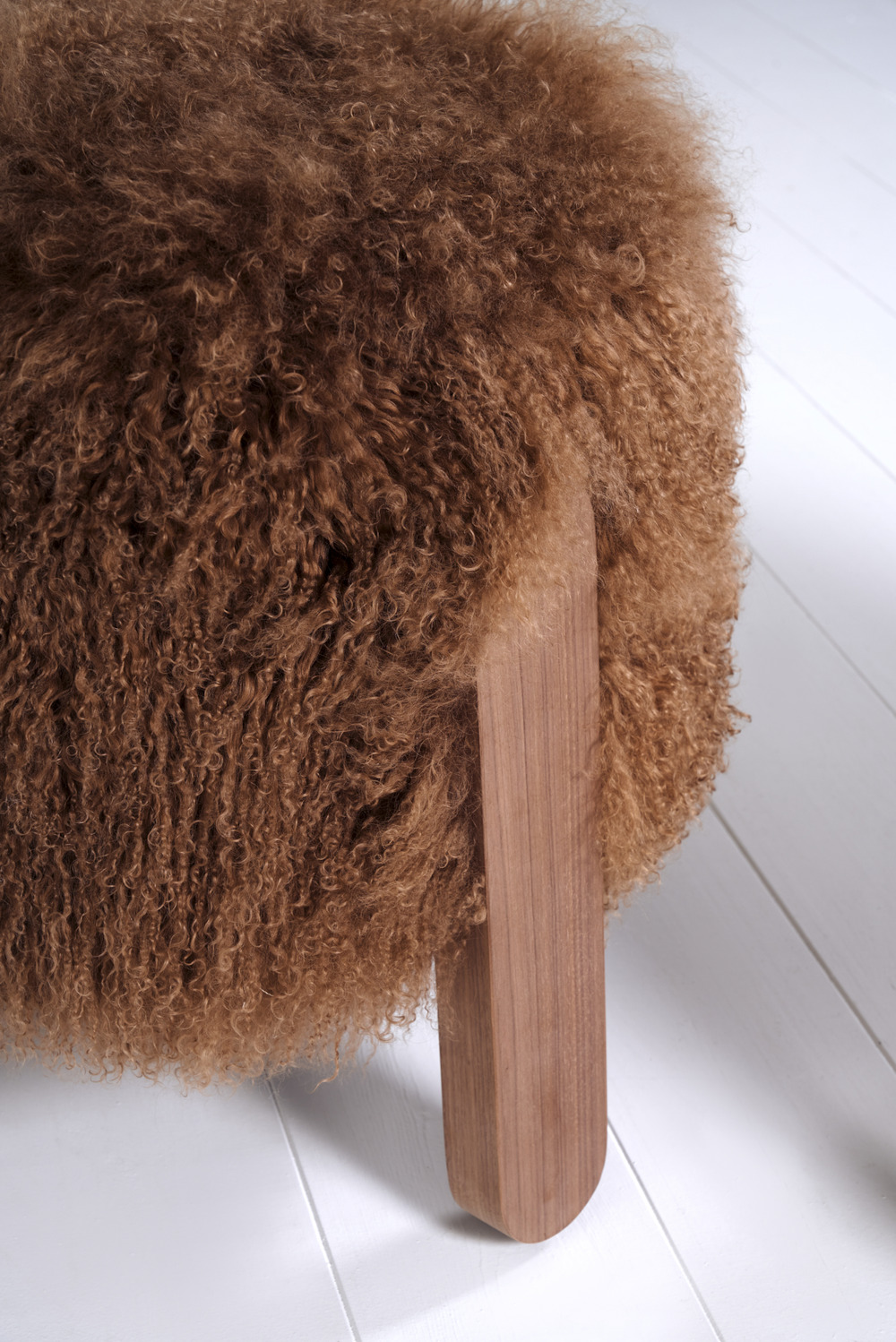 Lou stool